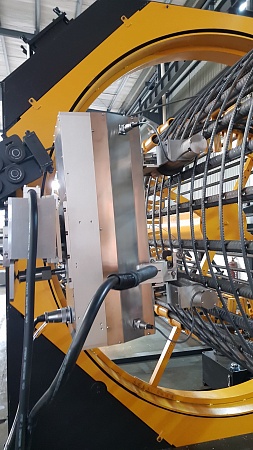 Сваенавивочная машина, Станок для изготовления каркасов колонн с функцией автоматической сварки SGH15-12